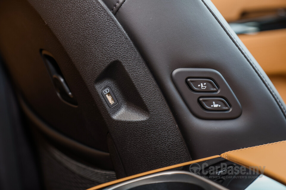 BMW i4 G26 (2022) Interior