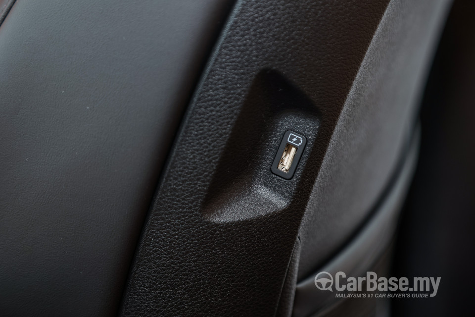 Kia Carnival KA4 (2022) Interior