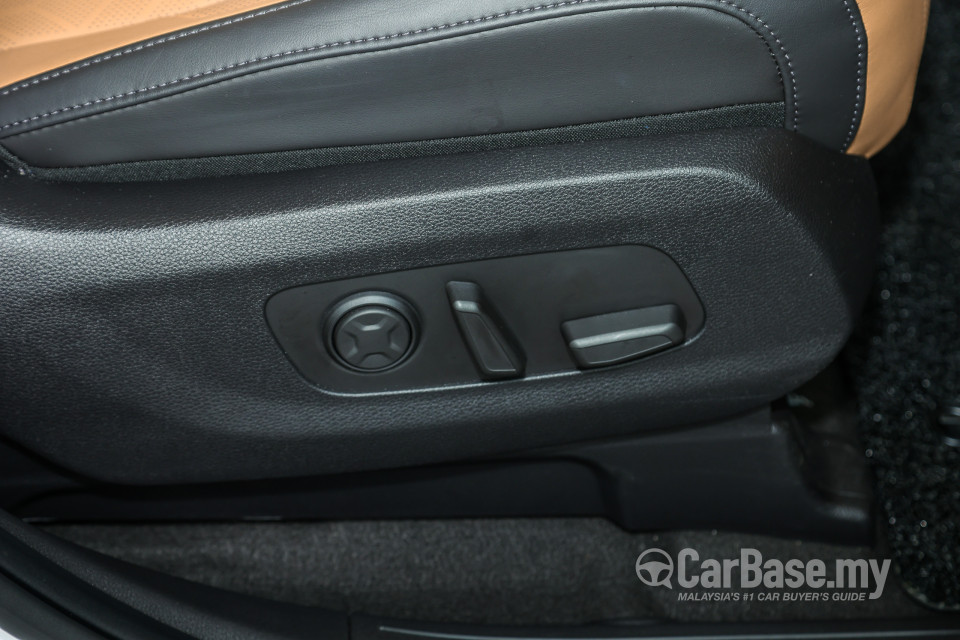 Kia Carnival KA4 (2022) Interior
