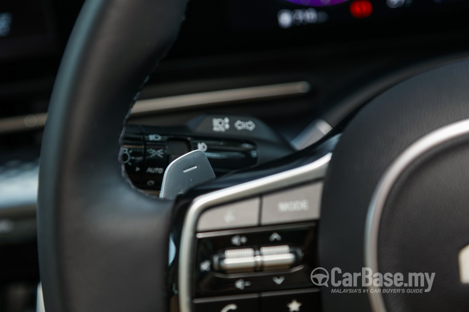 Kia Carnival KA4 (2022) Interior