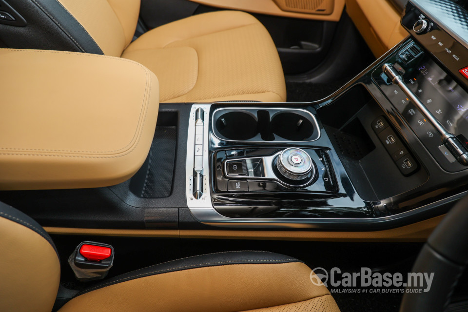 Kia Carnival KA4 (2022) Interior