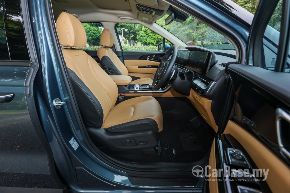 Kia Carnival KA4 (2022) Interior