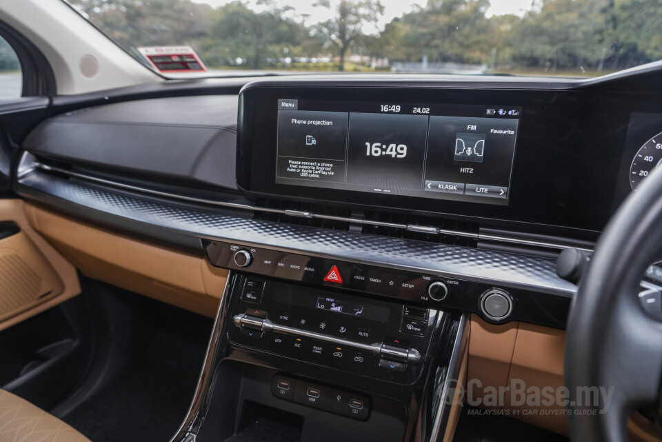 Kia Carnival KA4 (2022) Interior