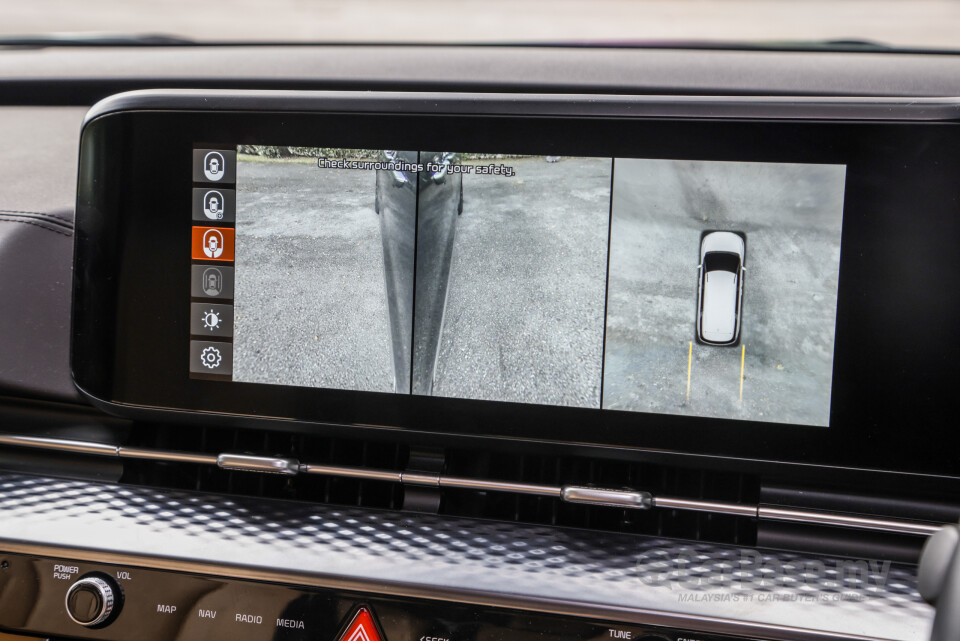 Kia Carnival KA4 (2022) Interior