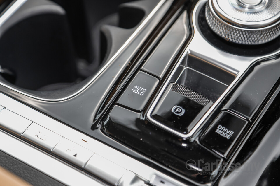 Kia Carnival KA4 (2022) Interior