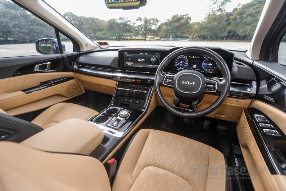 Kia Carnival KA4 (2022) Interior