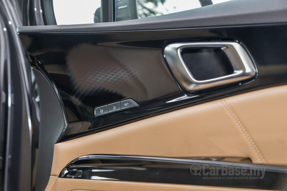 Kia Carnival KA4 (2022) Interior