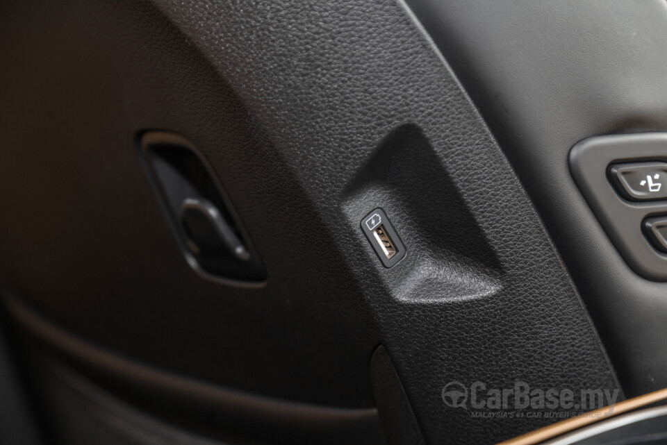 Kia Carnival KA4 (2022) Interior