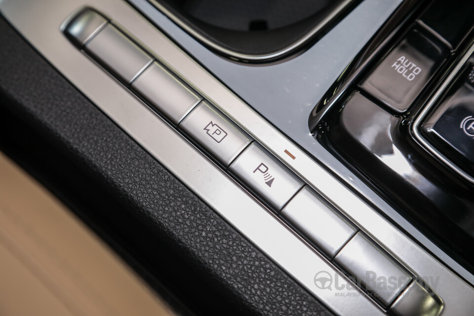 Kia Carnival KA4 (2022) Interior
