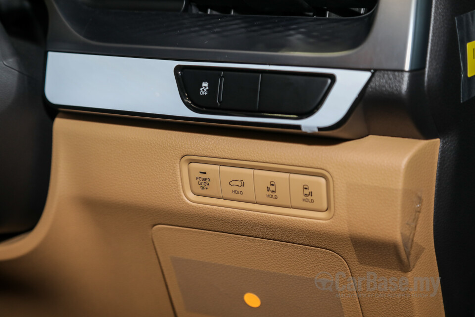 Kia Carnival KA4 (2022) Interior
