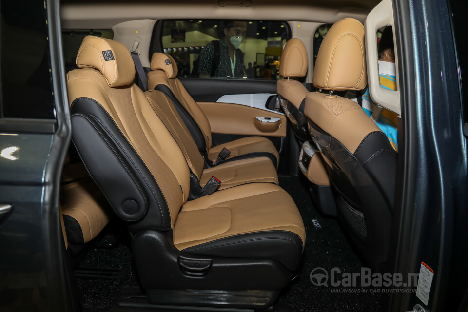 Kia Carnival KA4 (2022) Interior