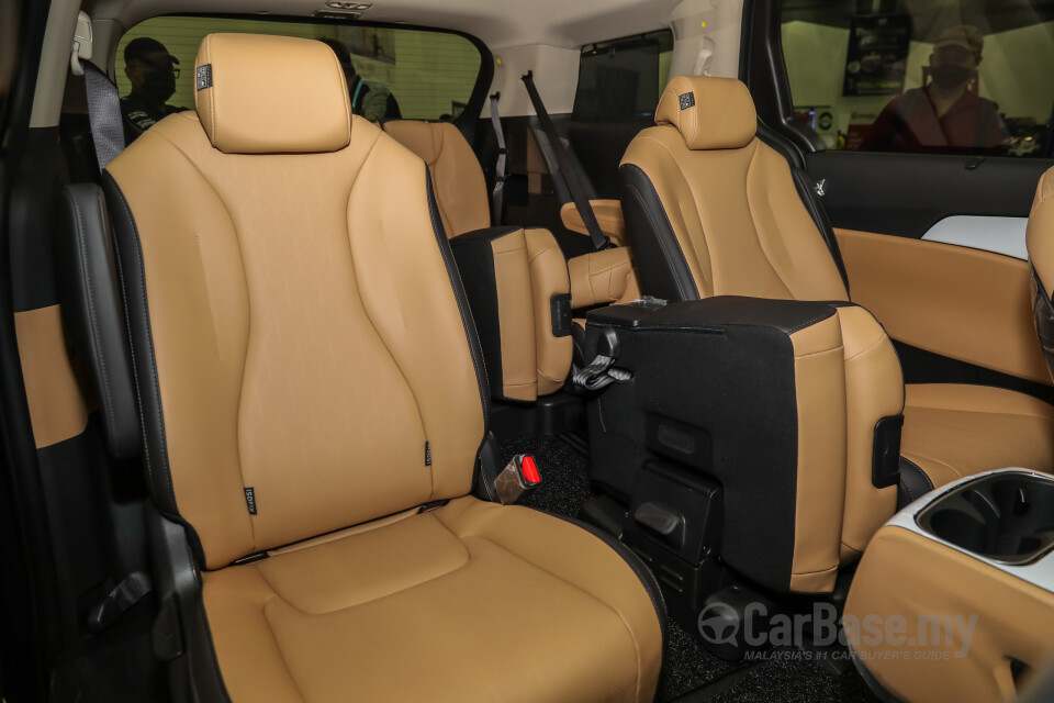 Kia Carnival KA4 (2022) Interior