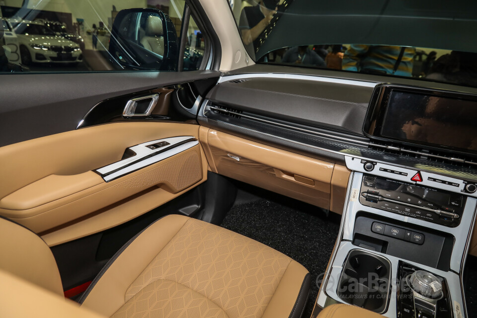 Kia Carnival KA4 (2022) Interior