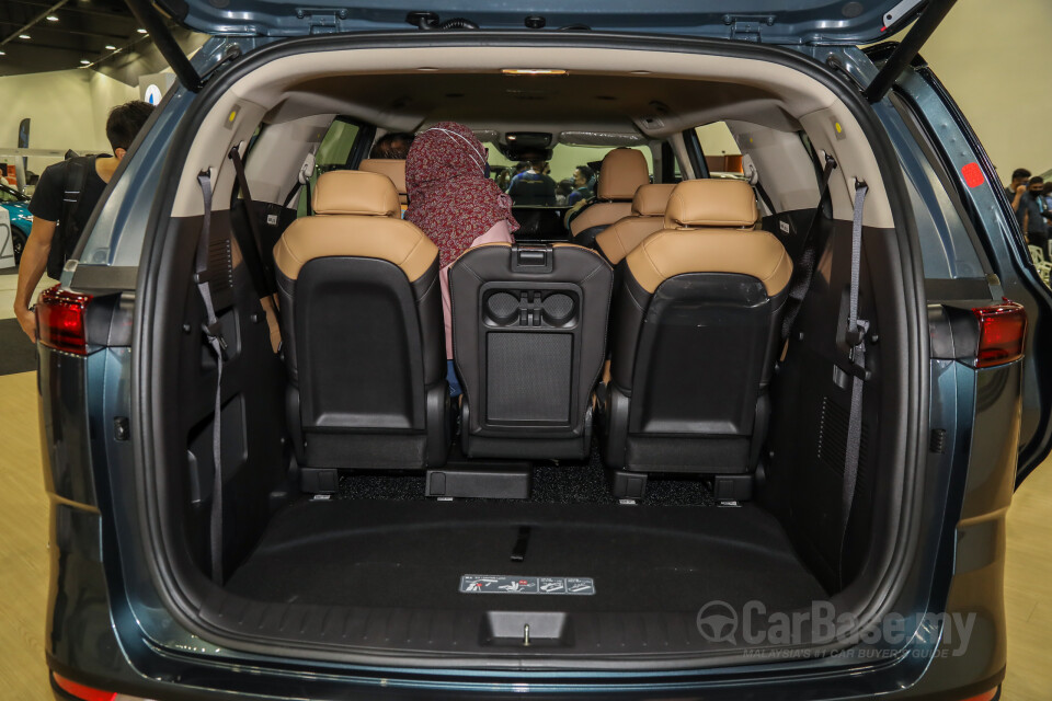 Kia Carnival KA4 (2022) Interior