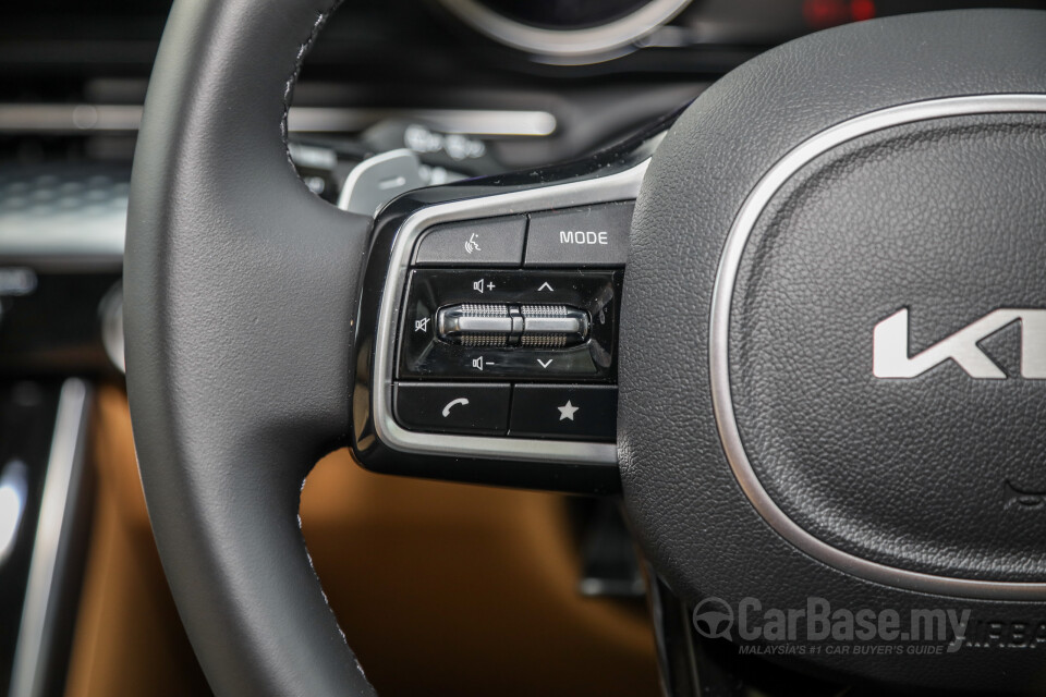 Kia Carnival KA4 (2022) Interior