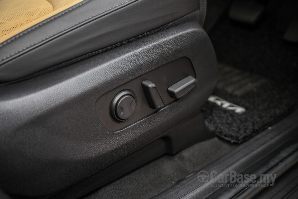 Kia Carnival KA4 (2022) Interior