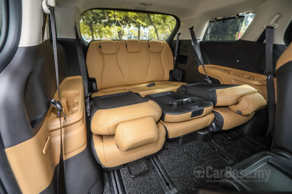 Kia Carnival KA4 (2022) Interior