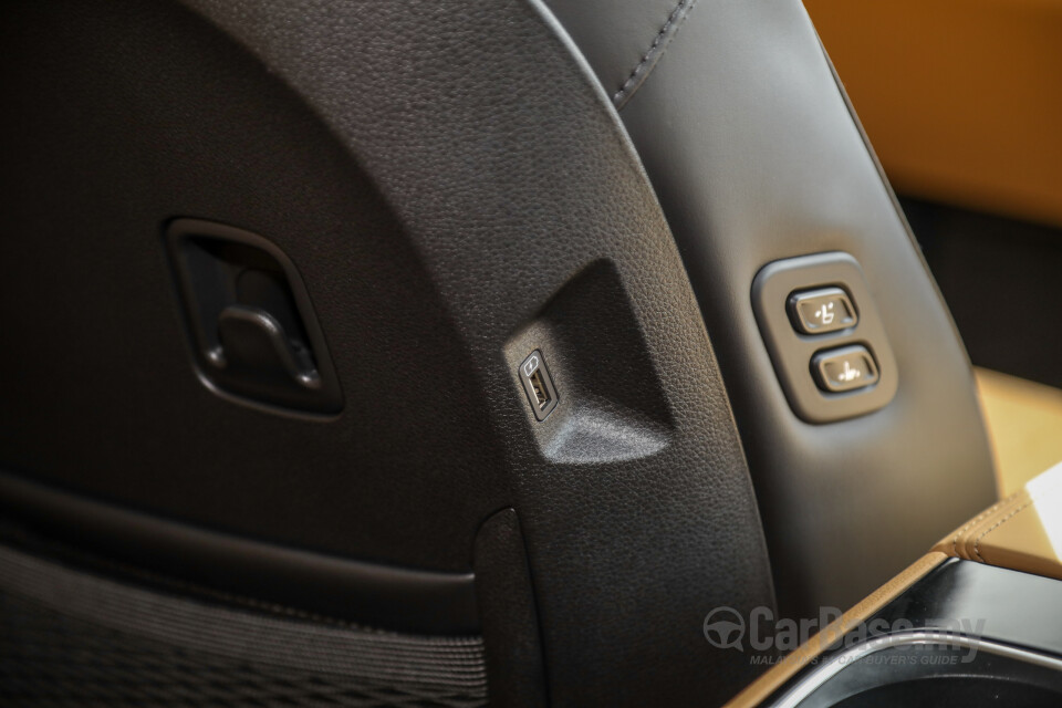 Kia Carnival KA4 (2022) Interior