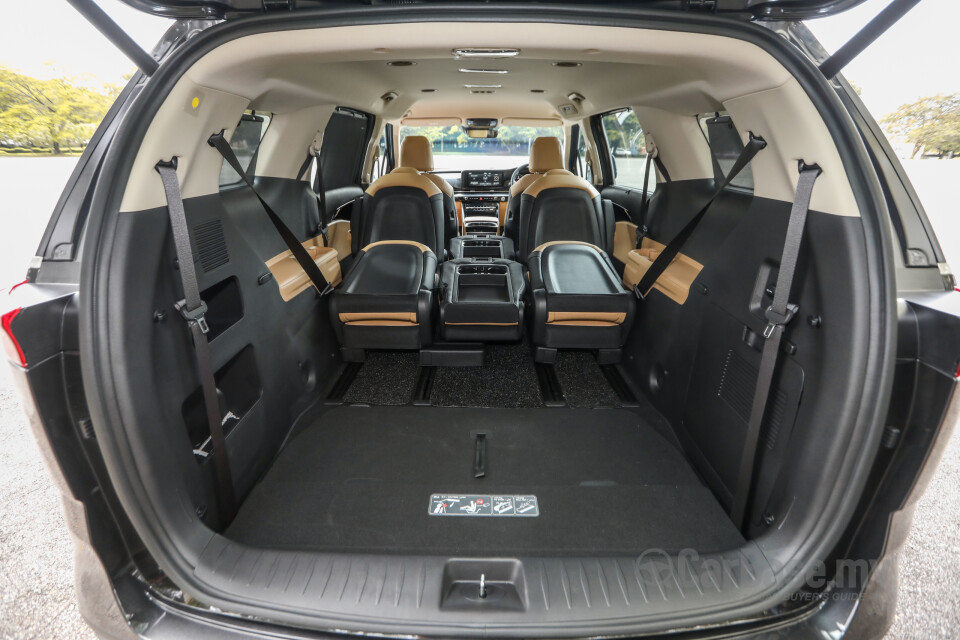 Kia Carnival KA4 (2022) Interior