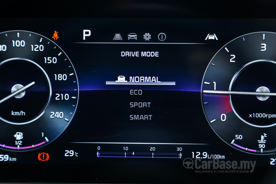 Kia Carnival KA4 (2022) Interior