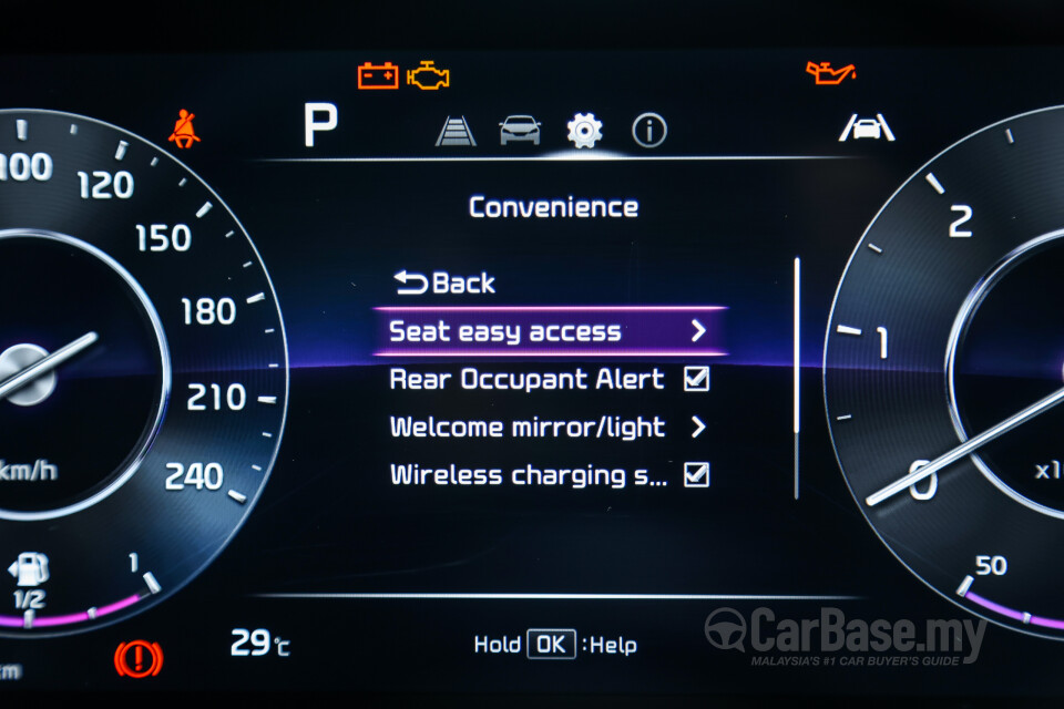 Kia Carnival KA4 (2022) Interior
