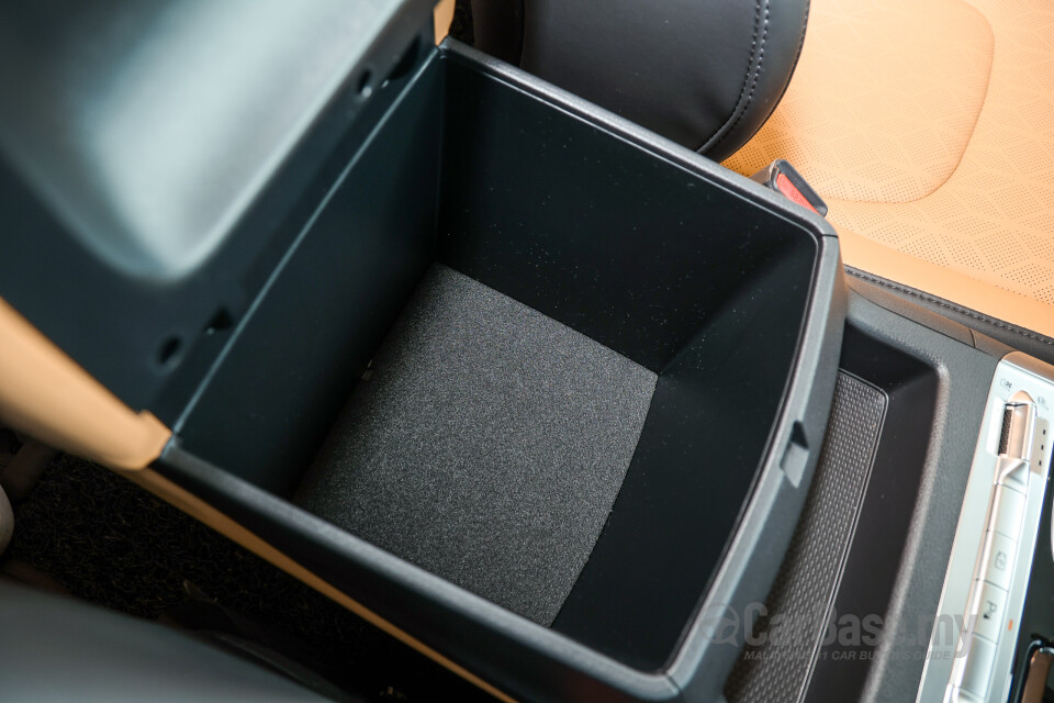 Kia Carnival KA4 (2022) Interior