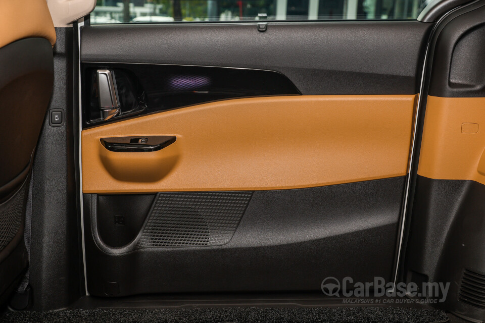 Kia Carnival KA4 (2022) Interior