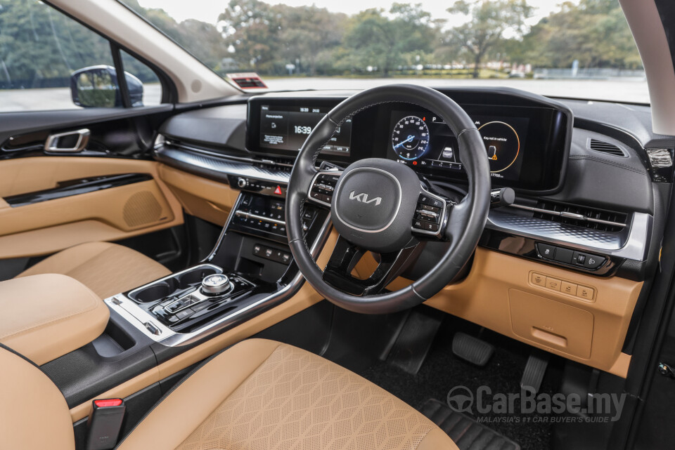 Kia Carnival KA4 (2022) Interior