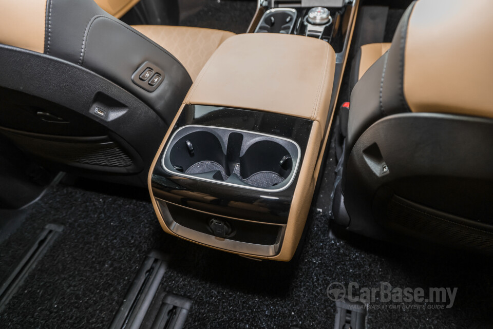 Kia Carnival KA4 (2022) Interior