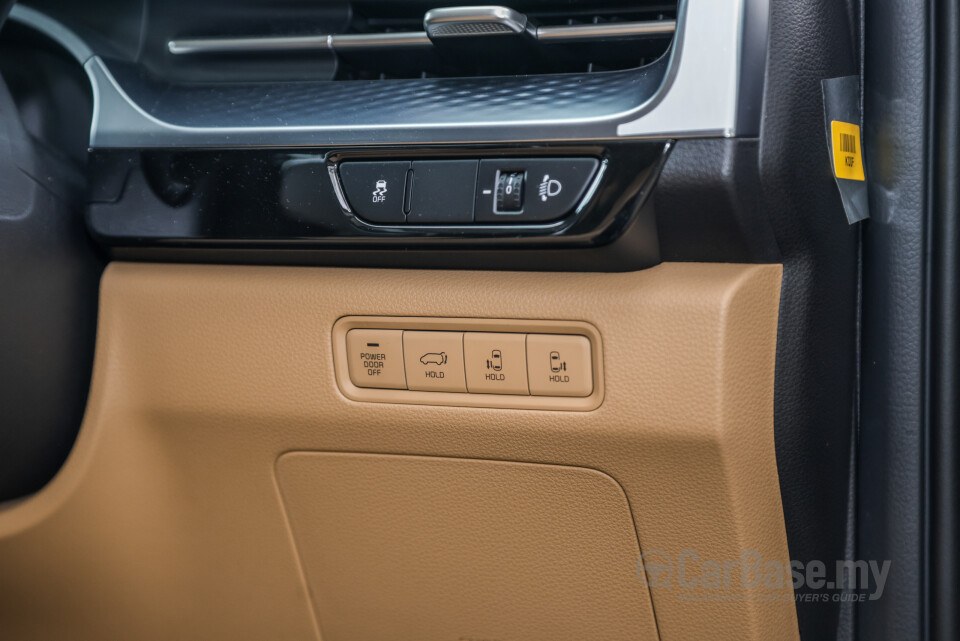 Kia Carnival KA4 (2022) Interior