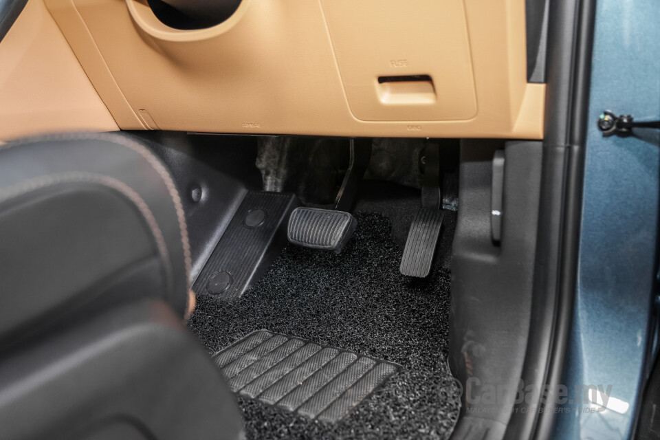Kia Carnival KA4 (2022) Interior