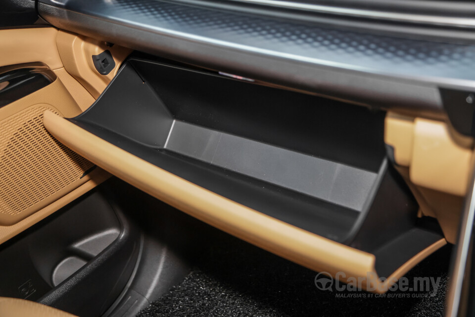 Kia Carnival KA4 (2022) Interior