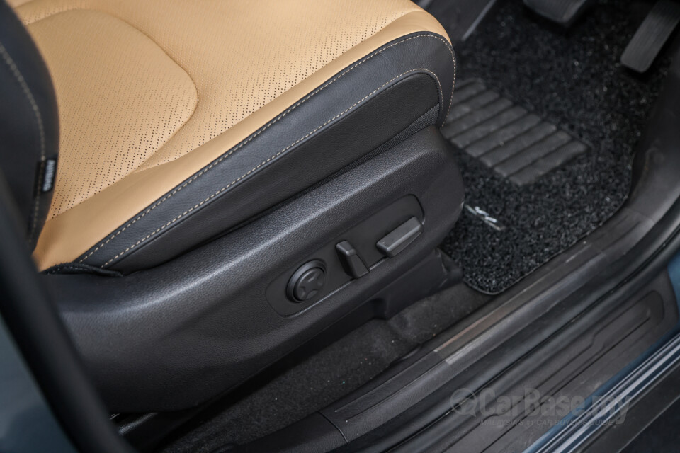 Kia Carnival KA4 (2022) Interior