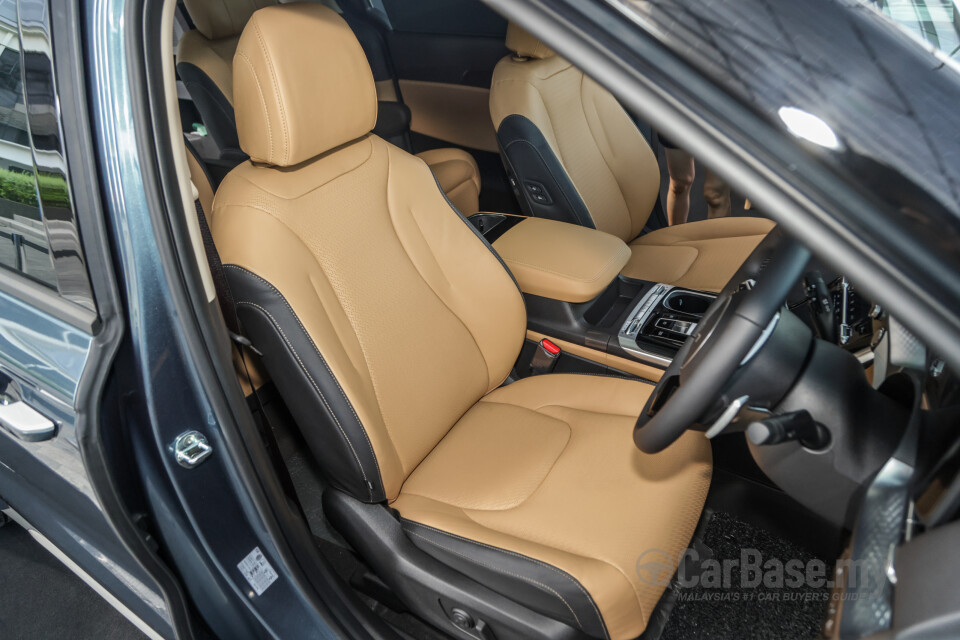 Kia Carnival KA4 (2022) Interior