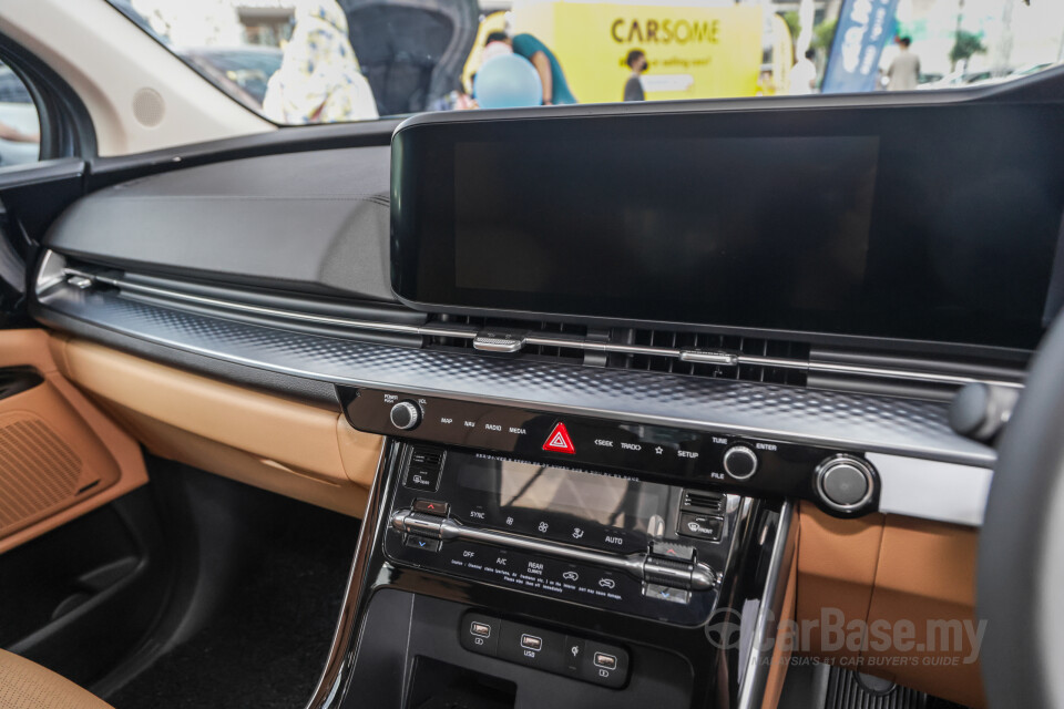 Kia Carnival KA4 (2022) Interior