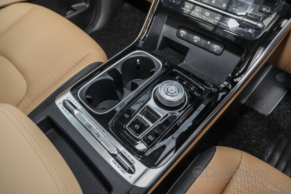 Kia Carnival KA4 (2022) Interior