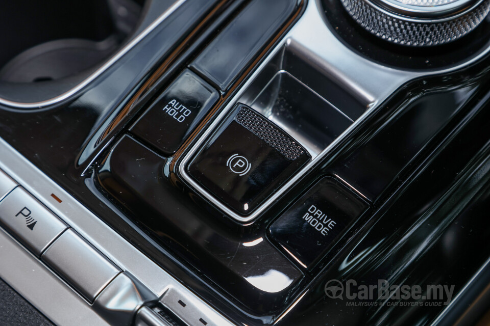 Kia Carnival KA4 (2022) Interior