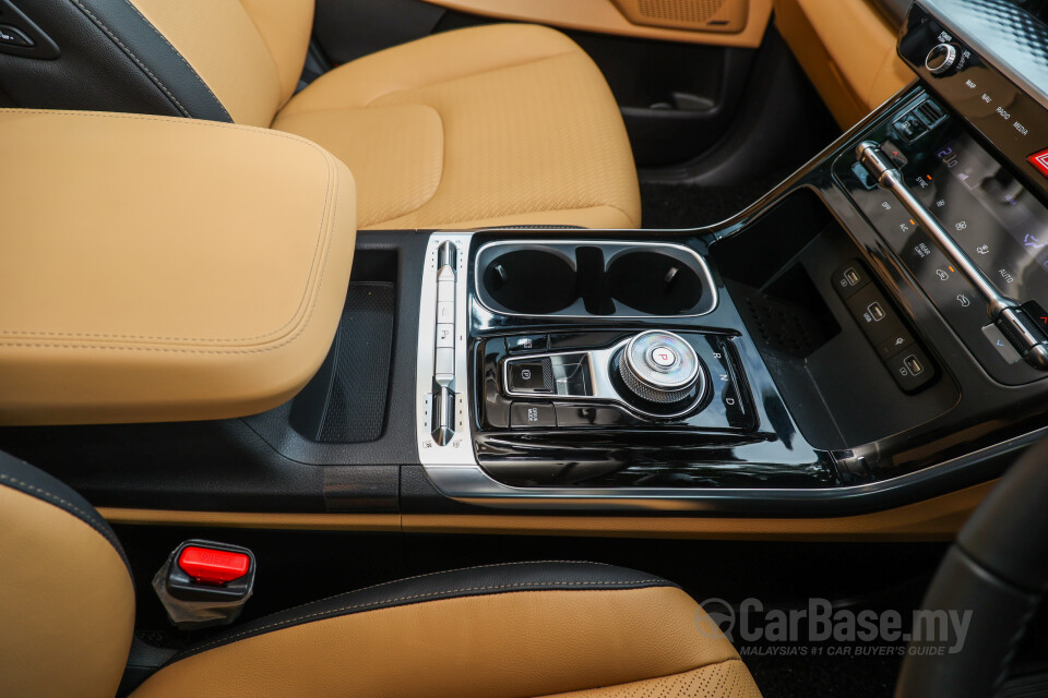 Kia Carnival KA4 (2022) Interior