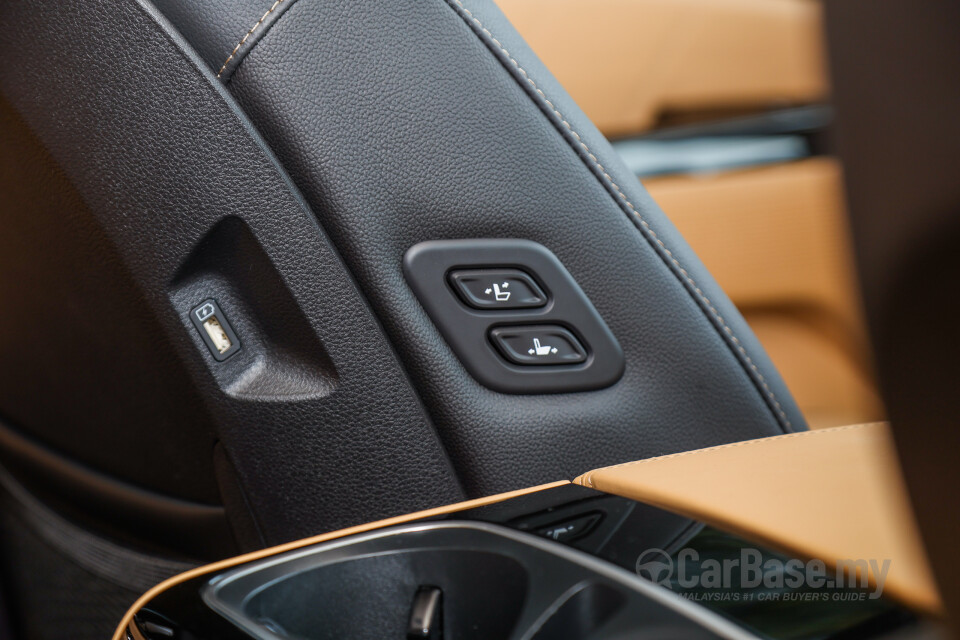 Kia Carnival KA4 (2022) Interior