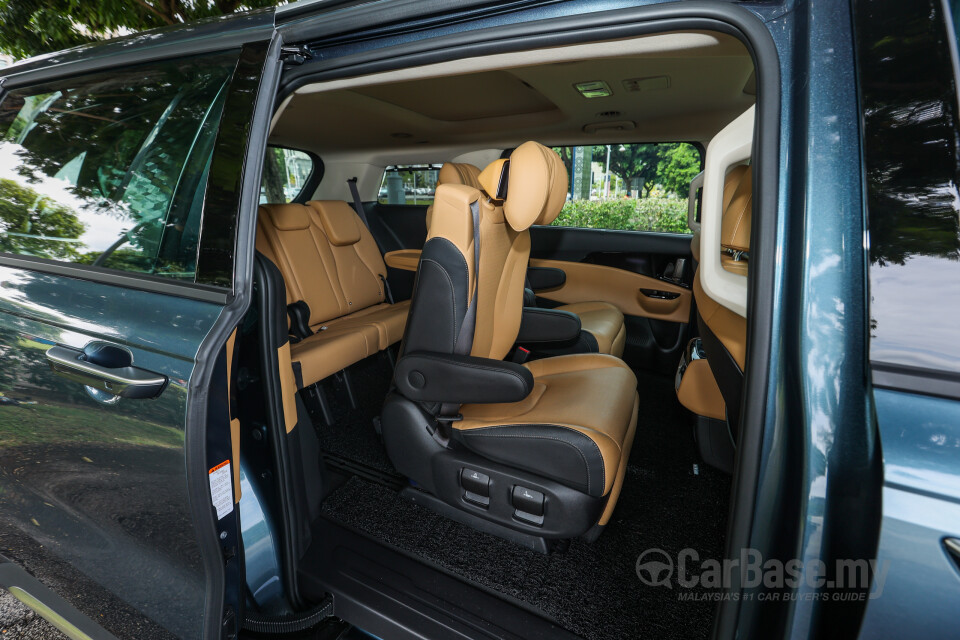 Kia Carnival KA4 (2022) Interior