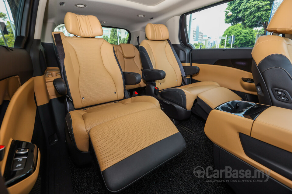 Kia Carnival KA4 (2022) Interior