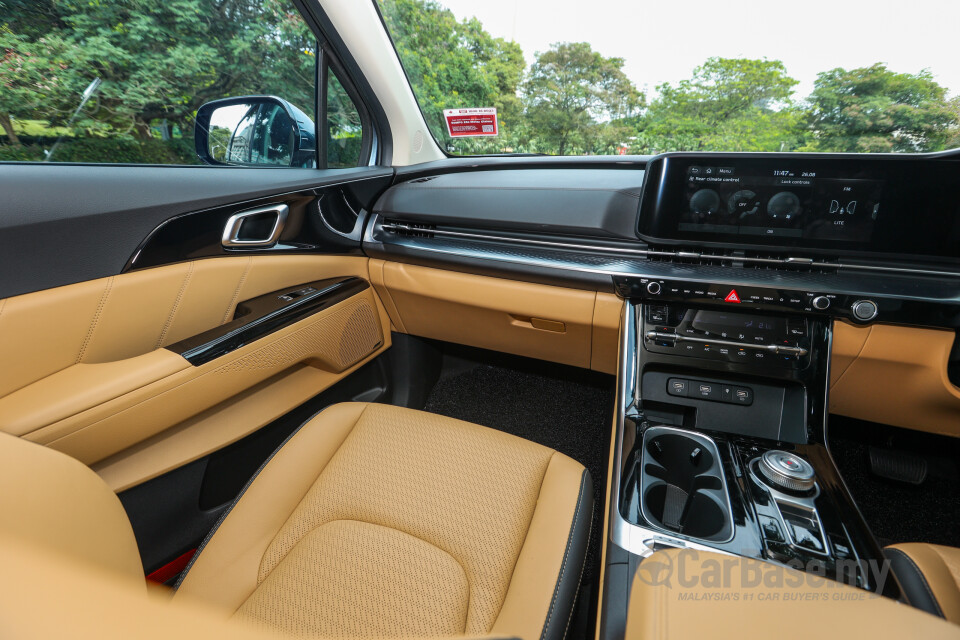 Kia Carnival KA4 (2022) Interior