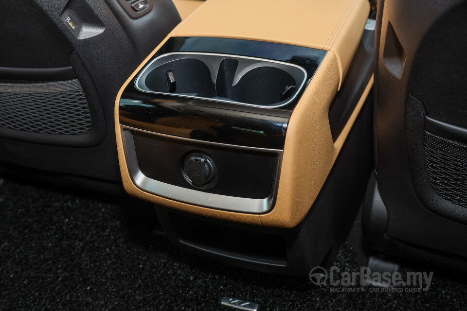Kia Carnival KA4 (2022) Interior