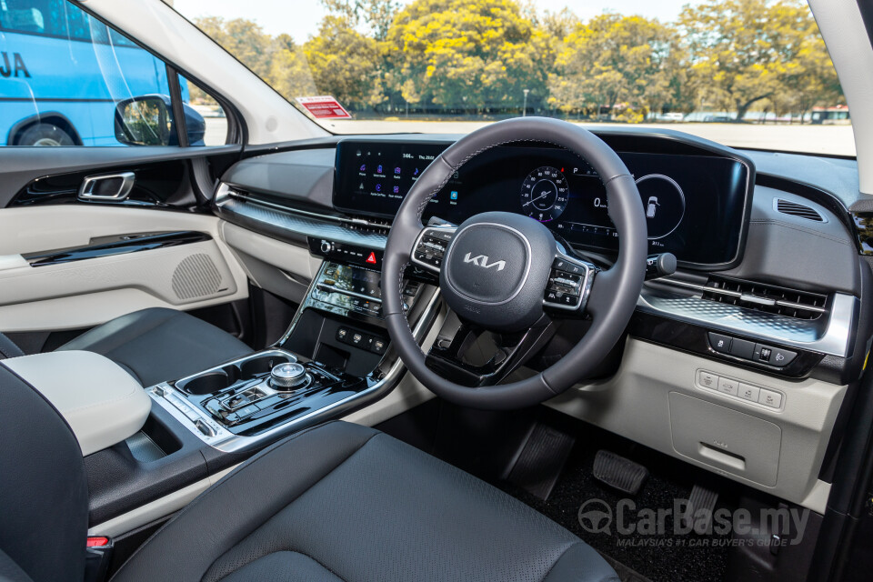 Kia Carnival KA4 (2022) Interior