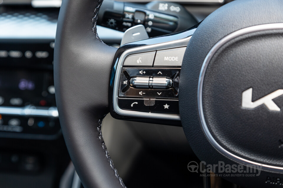 Kia Carnival KA4 (2022) Interior