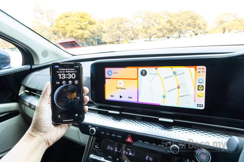 Kia Carnival KA4 (2022) Interior