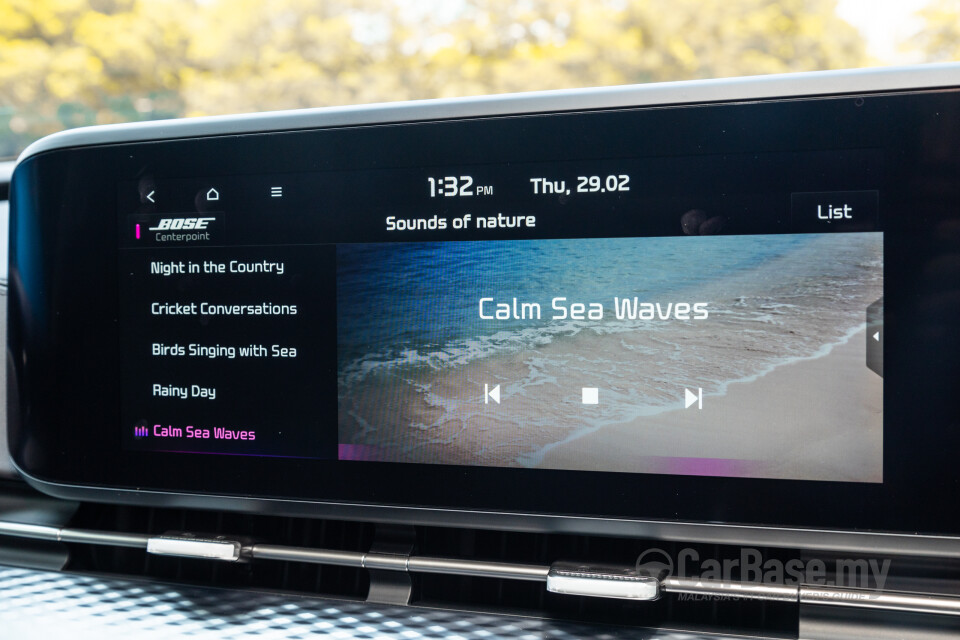 Kia Carnival KA4 (2022) Interior