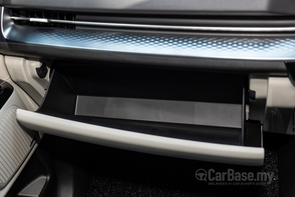 Kia Carnival KA4 (2022) Interior