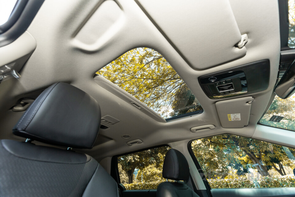 Kia Carnival KA4 (2022) Interior