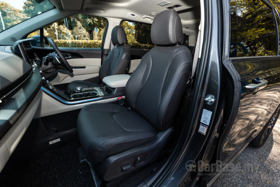 Kia Carnival KA4 (2022) Interior